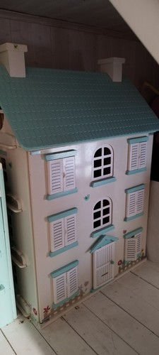 Large wooden doll house green - large,
