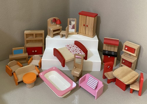 Wooden doll house - wooden,