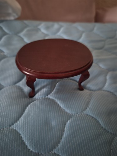 Dolls house miniature - house, oval