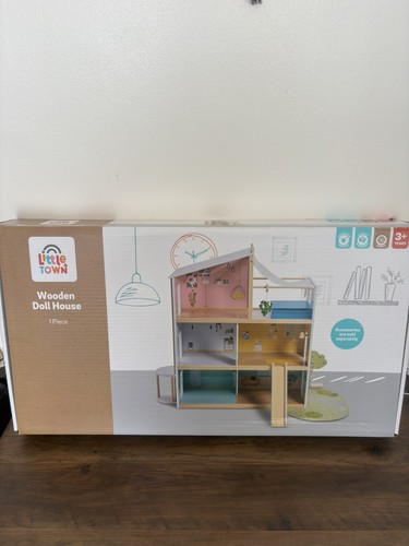 Little town wooden - -, doll