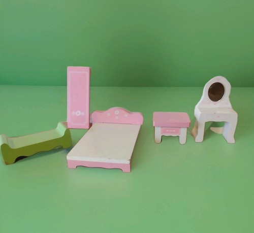 Wooden dolls house furniture - dolls,