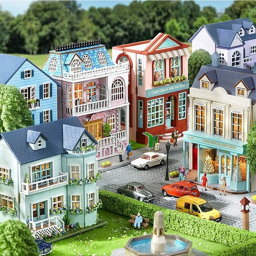 Large wooden dolls house - wooden, easy