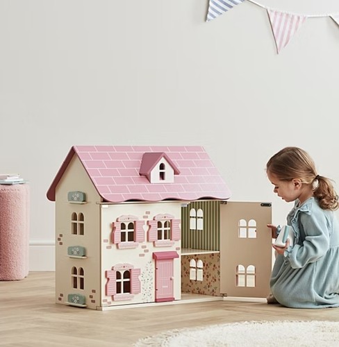Wooden pink dolls - pink, house