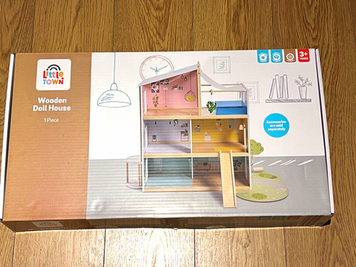 Aldi little town wooden - little,
