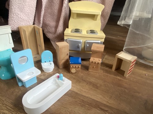 Doll house wooden and plastic - doll,